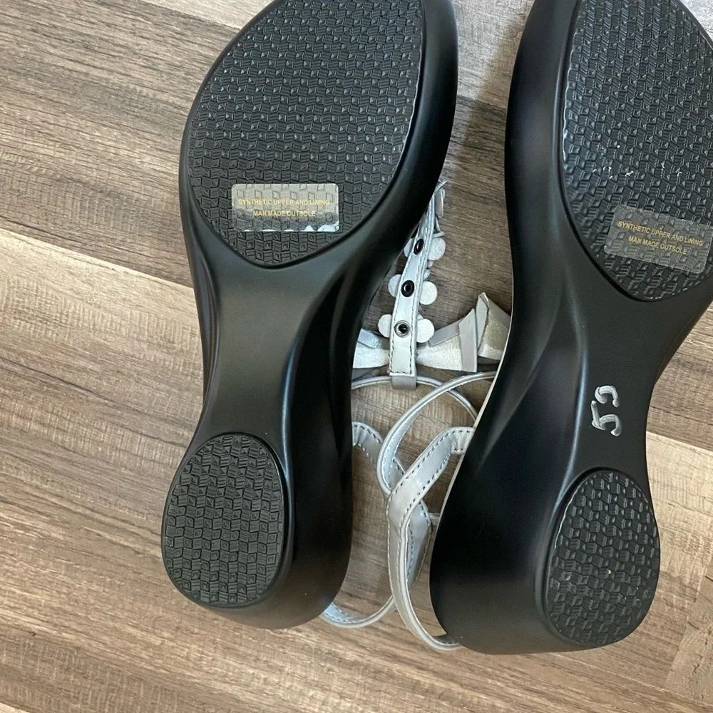 Callisto of California open toes sandals size 7 - Picture 5 of 5